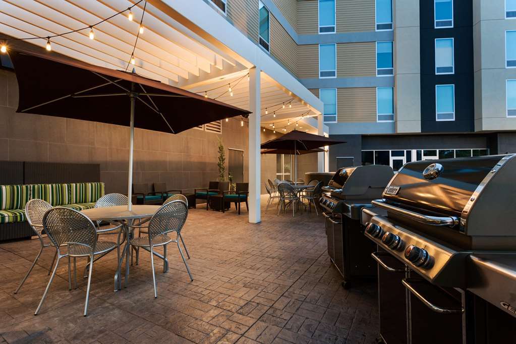 Homewood Suites By Hilton Halifax - Downtown Ресторан фото